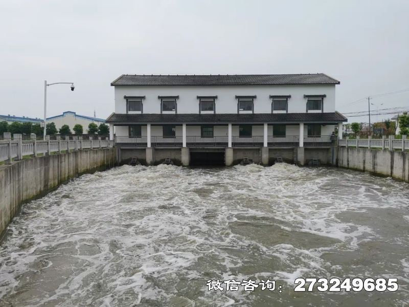 泵站进水控制闸门