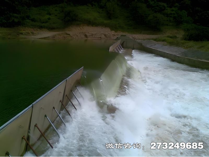 金属框架液压坝